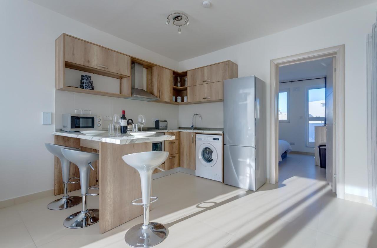 Centric And Modern Penthouse Close To Amenities ムサイダ エクステリア 写真