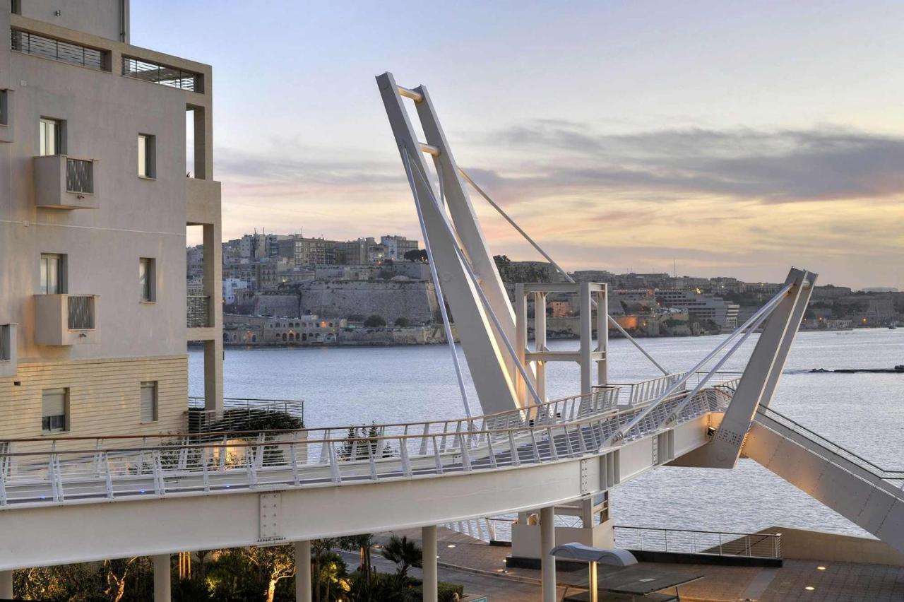 Centric And Modern Penthouse Close To Amenities ムサイダ エクステリア 写真